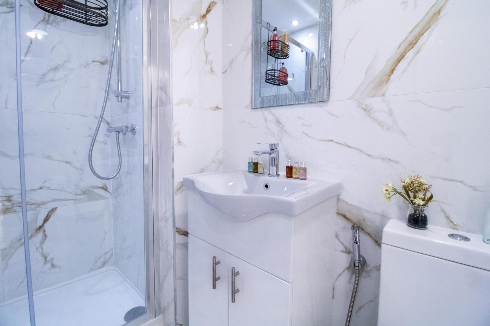 Oxford Street Chic Retreat - Unparalleled Elegance And Urban Comfort! Gc1 Londres Extérieur photo