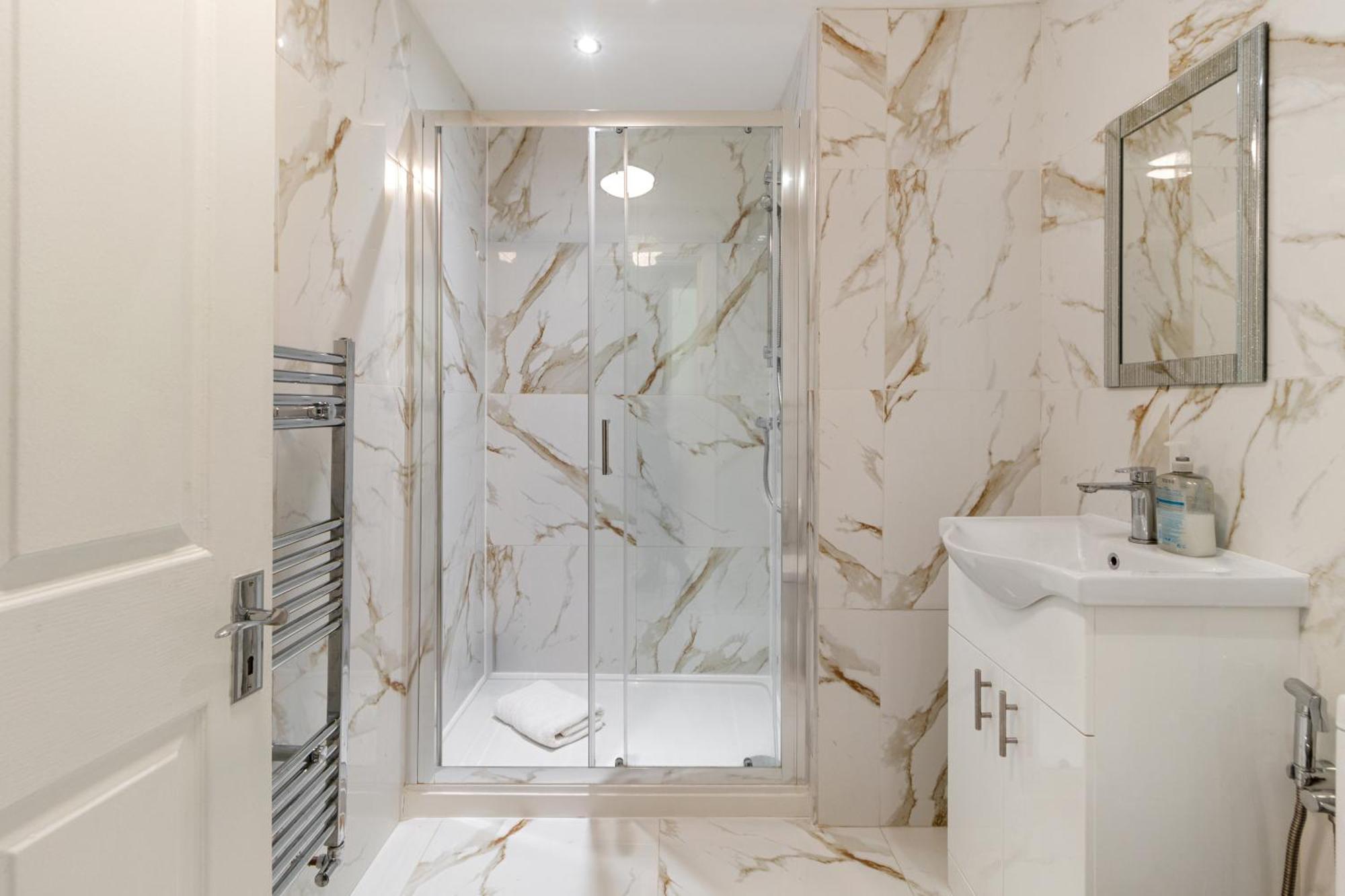 Oxford Street Chic Retreat - Unparalleled Elegance And Urban Comfort! Gc1 Londres Extérieur photo